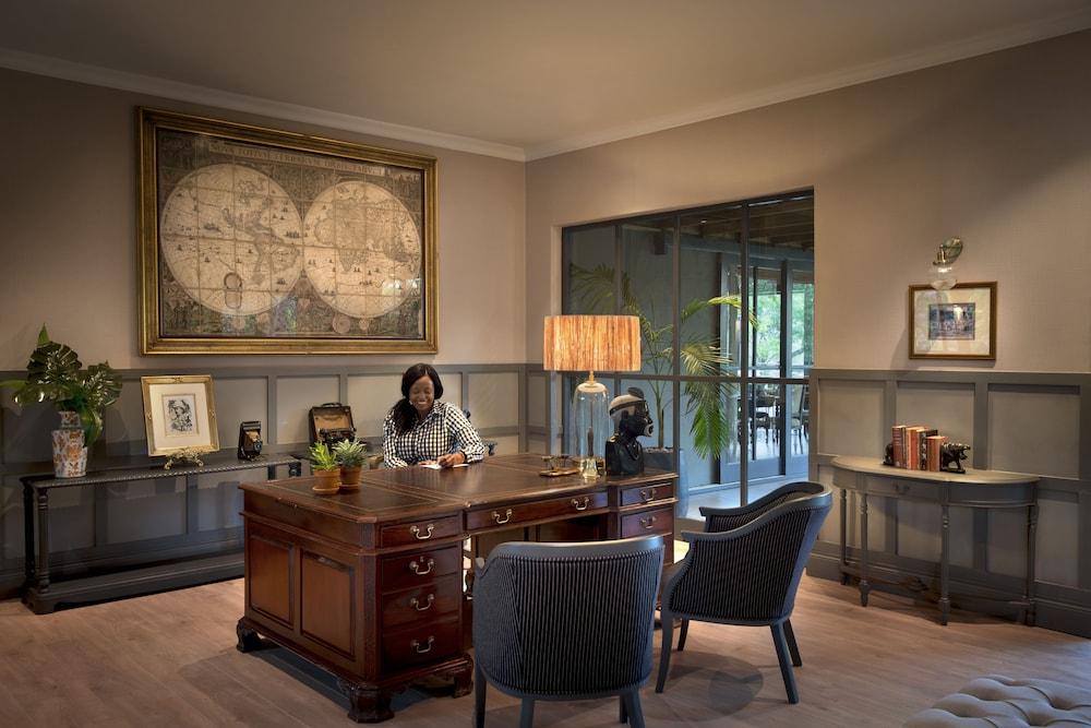 Anantara Stanley & Livingstone Victoria Falls Hotel Bagian luar foto