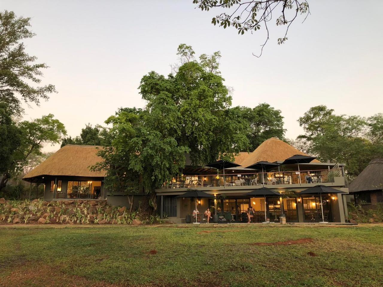 Anantara Stanley & Livingstone Victoria Falls Hotel Bagian luar foto
